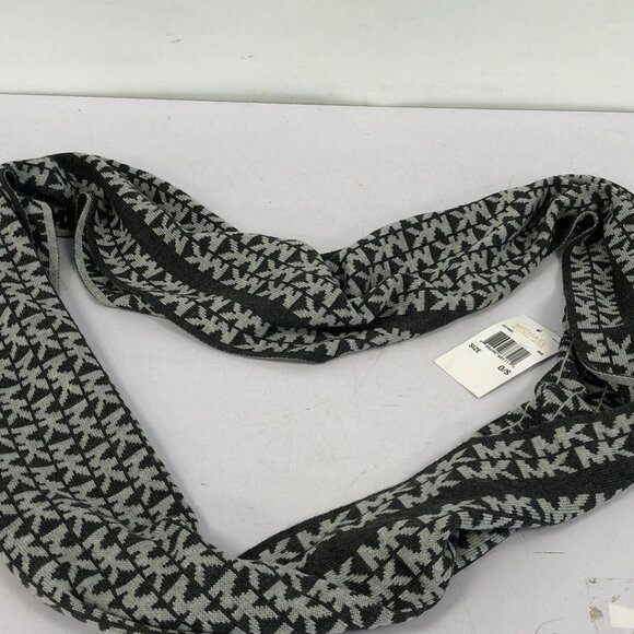 NWT Michael Kors Women's Grey Logo Scarf - Picture 2 of 4